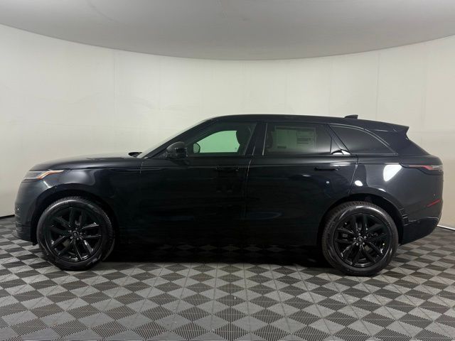 2026 Land Rover Range Rover Velar SE photo 3