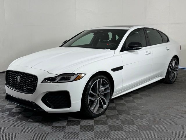 2024 Jaguar XF R-Dynamic SE photo 2