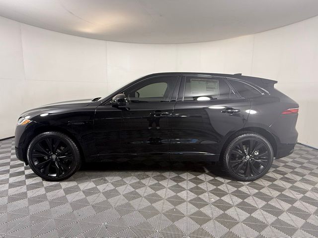 2025 Jaguar F-PACE P250 photo 3