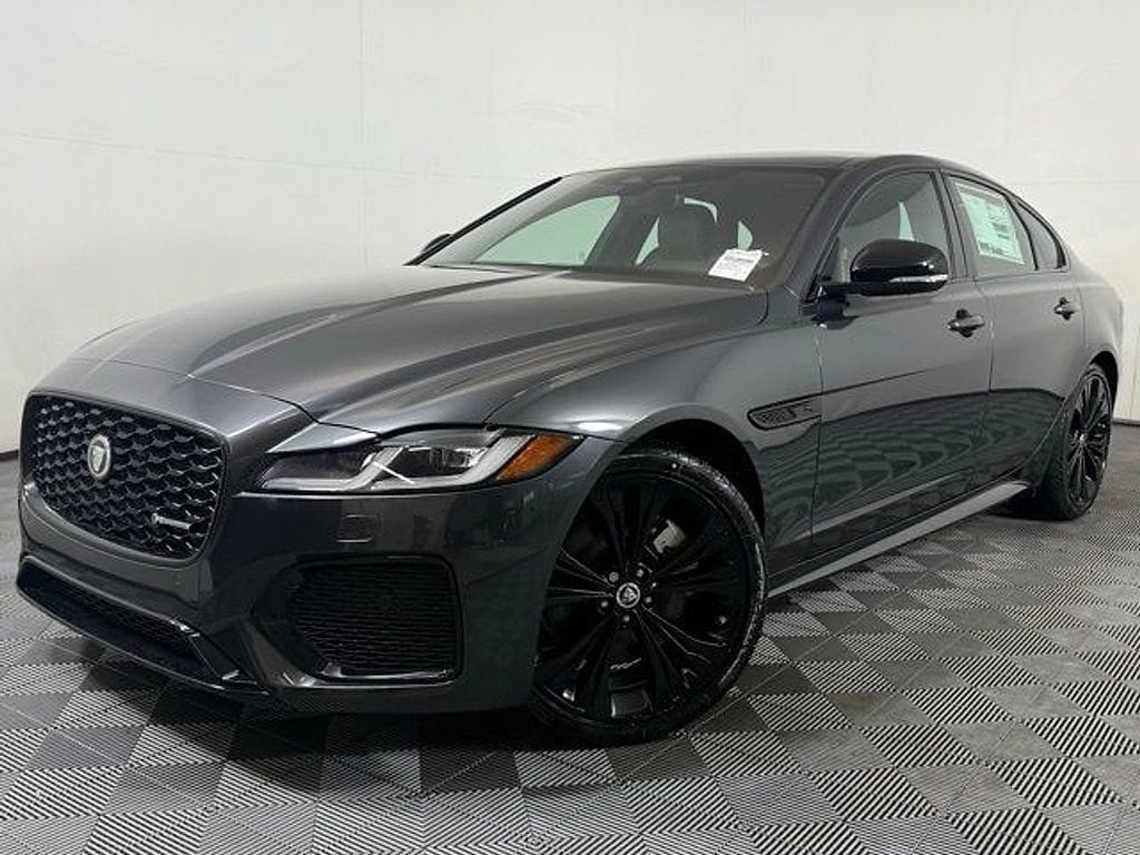 2024 Jaguar XF R-Dynamic SE