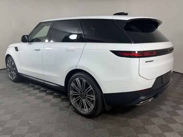 2025 Land Rover Range Rover Sport SE photo 4