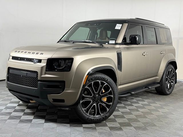 2026 Land Rover Defender 110 OCTA P635's photo