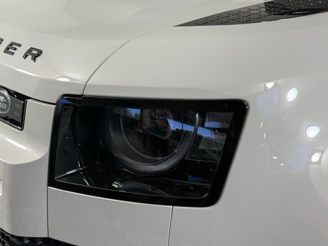 2026 Land Rover Defender S - Photo 20