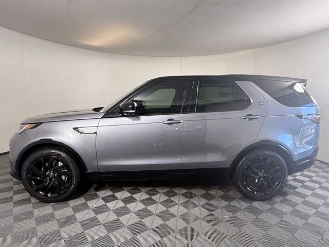 2025 Land Rover Discovery SE photo 2