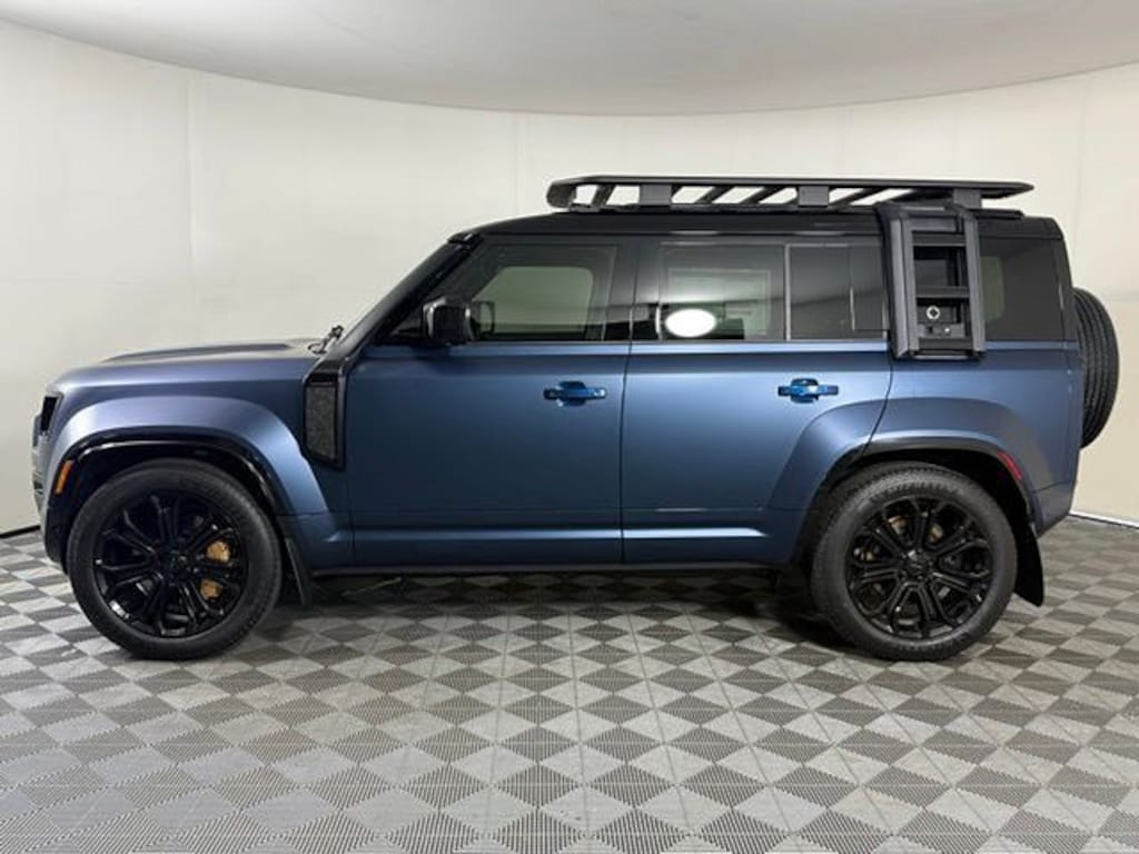 New 2026 Land Rover Defender 110 Octa SUV