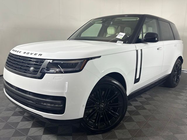 2025 Land Rover Range Rover SE's photo