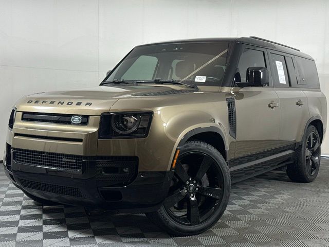 2023 Land Rover Defender X-Dynamic SE's photo