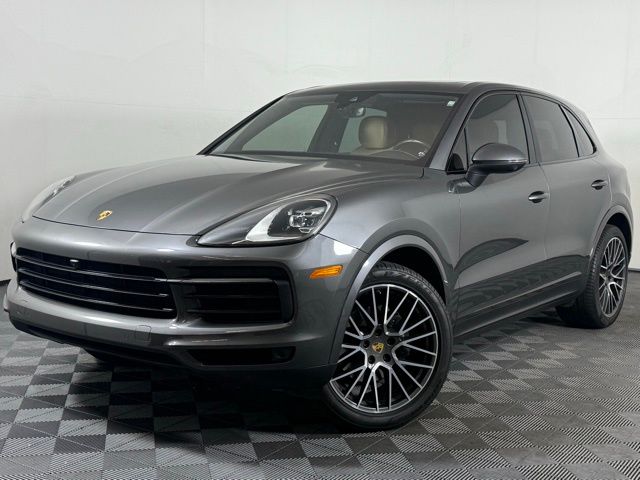 2020 Porsche Cayenne Base's photo