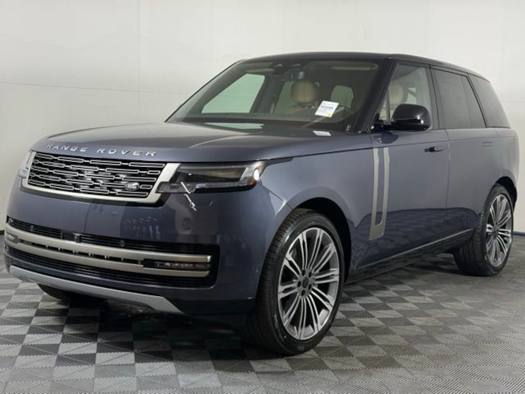 New 2026 Land Rover Range Rover SE SUV