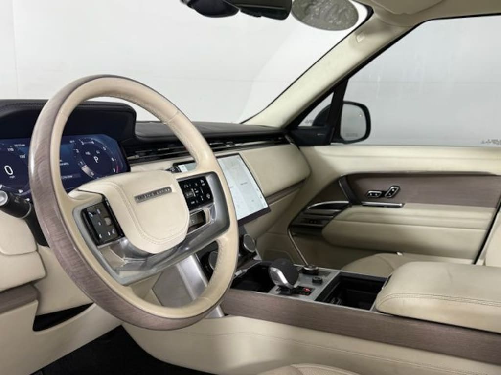 Used 2023 Land Rover Range Rover SE Long Wheel Base