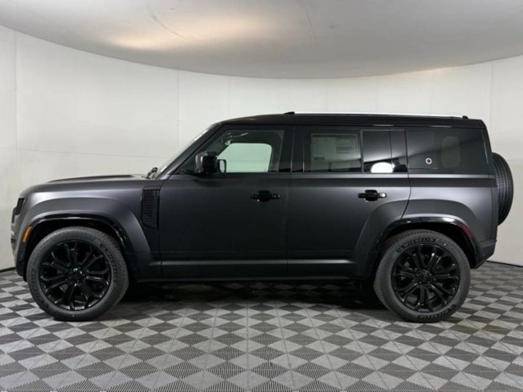 New 2026 Land Rover Defender 110 Octa Black Defender 110 Octa Black SUV
