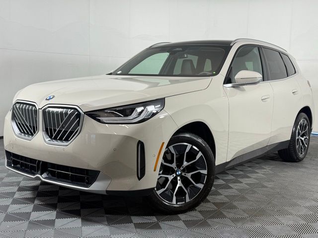 2025 BMW X3 30's photo