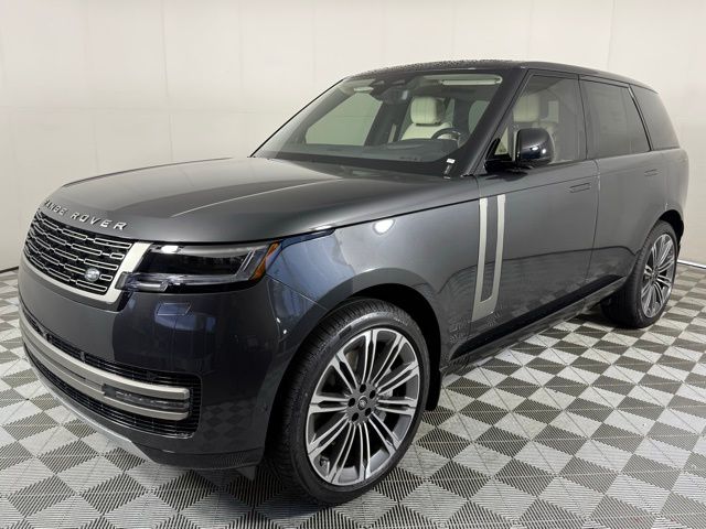 2025 Land Rover Range Rover SE photo 2