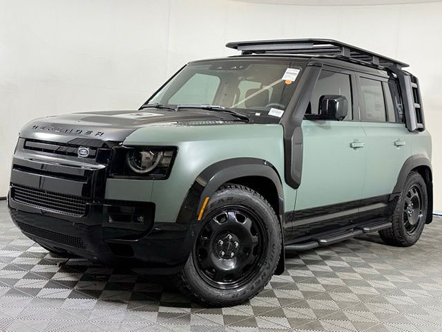 2026 Land Rover Defender 110 Trophy Edition - Keswick P400's photo