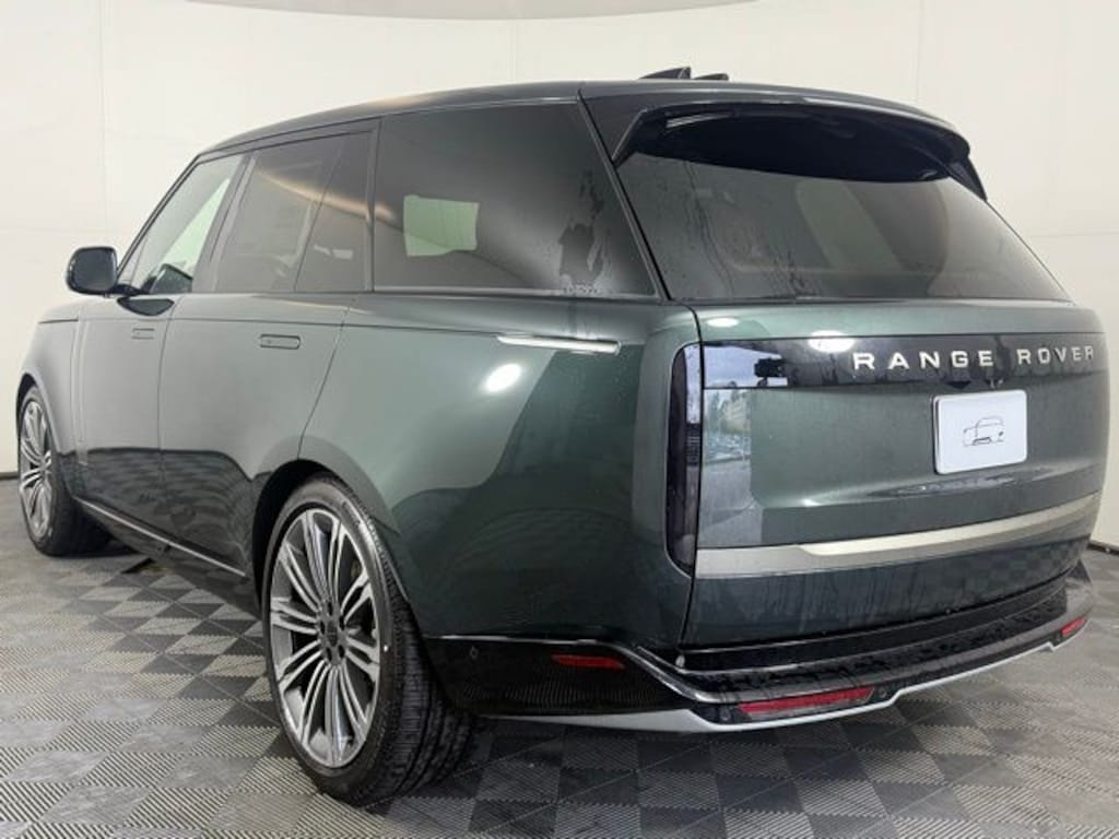 New 2026 Land Rover Range Rover SE SUV