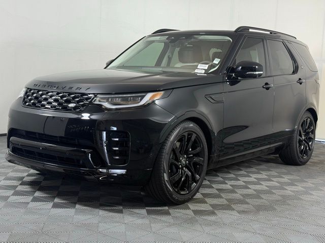 2025 Land Rover Discovery SE photo 3