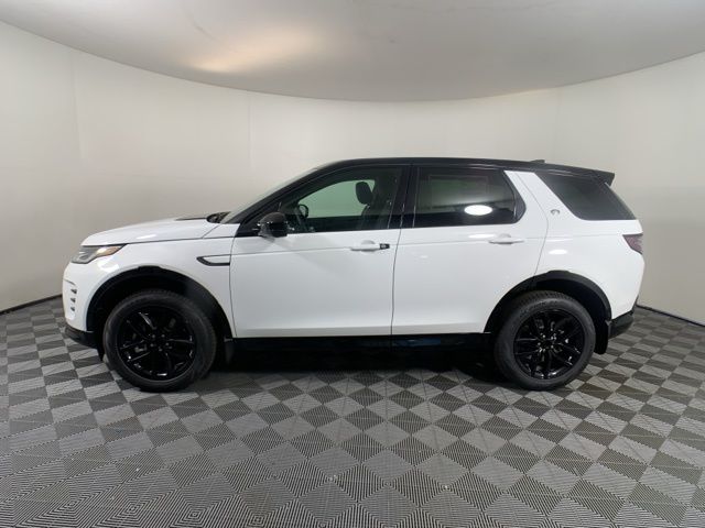 2025 Land Rover Discovery Sport SE photo 3