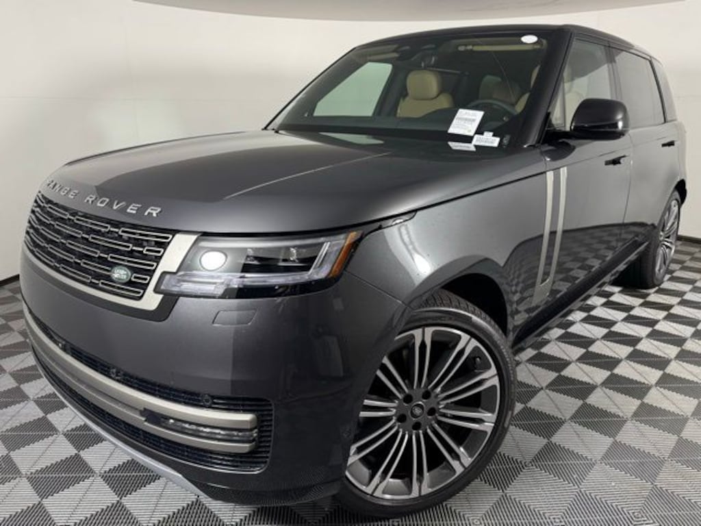 New 2025 Land Rover Range Rover SE SUV