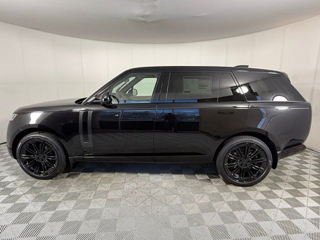New 2026 Land Rover Range Rover SE 7 Seats SUV