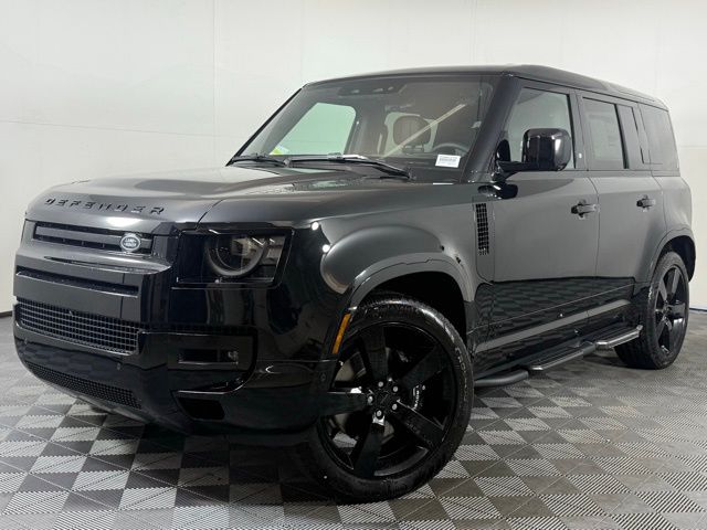 2026 Land Rover Defender V8's photo