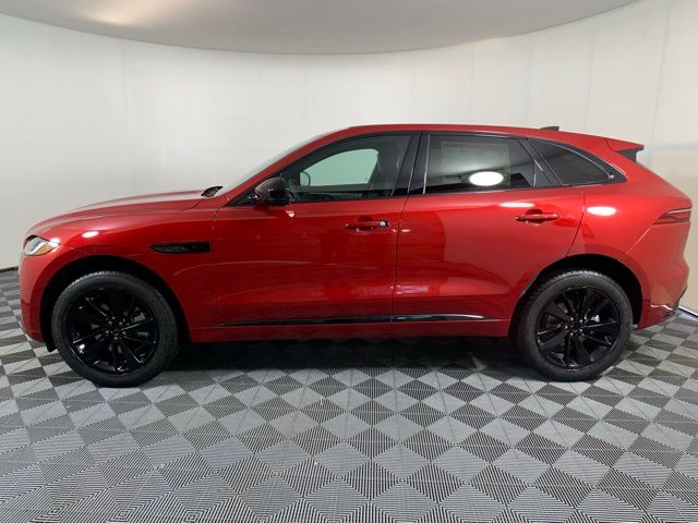 2025 Jaguar F-PACE P250 R-Dynamic S photo 3