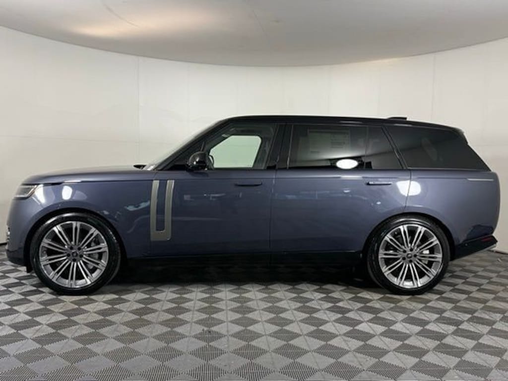 New 2025 Land Rover Range Rover SE LWB 530PS 7-Seats / V8 Long Wheel Base
