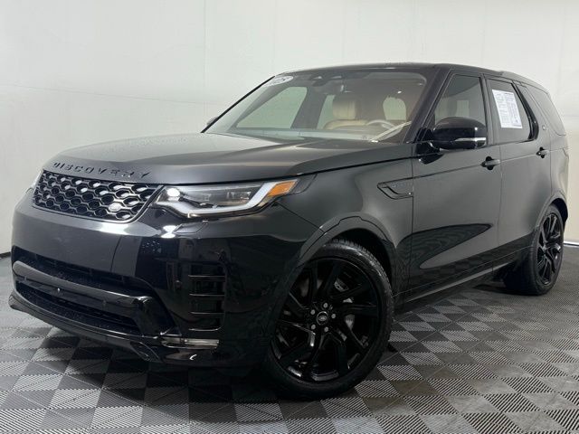 2025 Land Rover Discovery Dynamic SE's photo