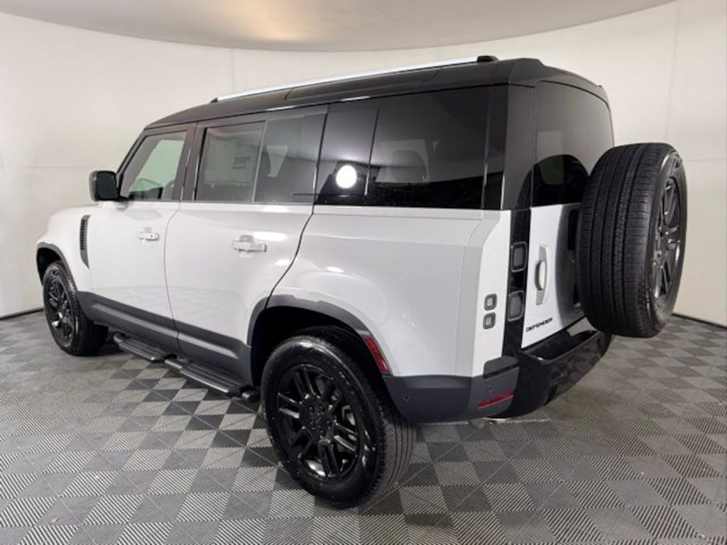 New 2026 Land Rover Defender 110 S 300PS SUV