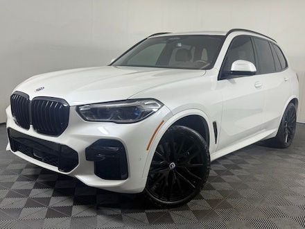 2023 BMW X5 M50i SUV
