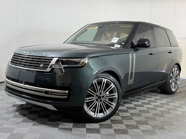 2026 Land Rover Range Rover 3.0 SE SWB's photo