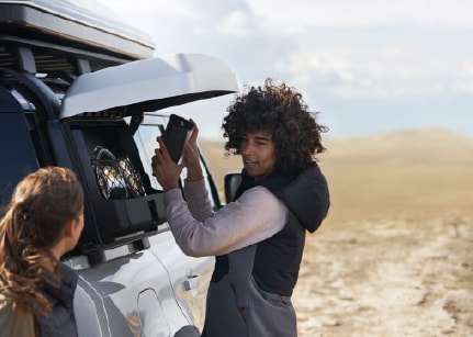 Land rover defender side on sale mounted gear carrier