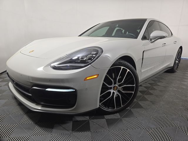 2023 Porsche Panamera Platinum Edition
