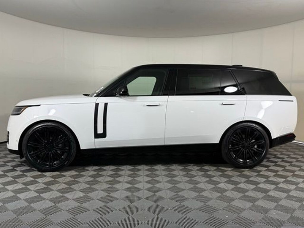 New 2026 Land Rover Range Rover SE 7 Seats SUV