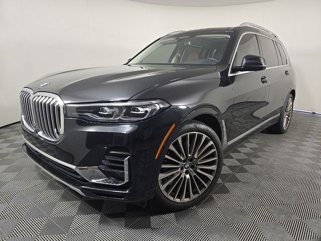 2021 BMW X7 xDrive40i's photo
