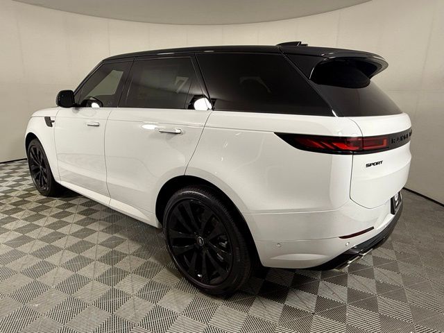 2025 Land Rover Range Rover Sport SE photo 4