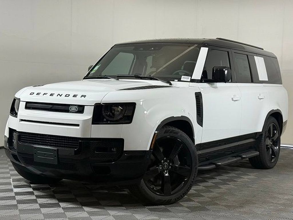 New 2025 Land Rover Defender 130 X-Dynamic SE SUV