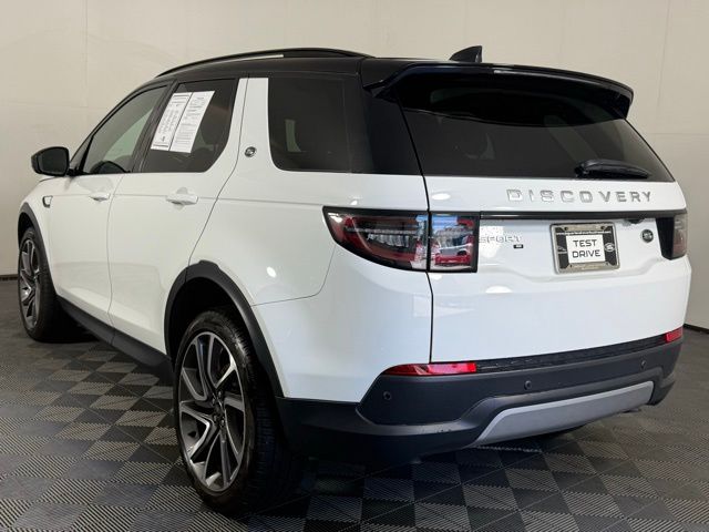 2023 Land Rover Discovery Sport SE photo 4