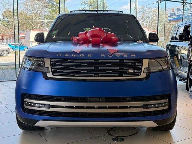 2025 Land Rover Range Rover 4.4 SE LWB 7's photo