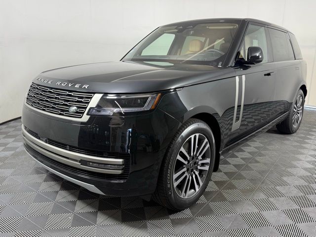 2025 Land Rover Range Rover SE photo 2