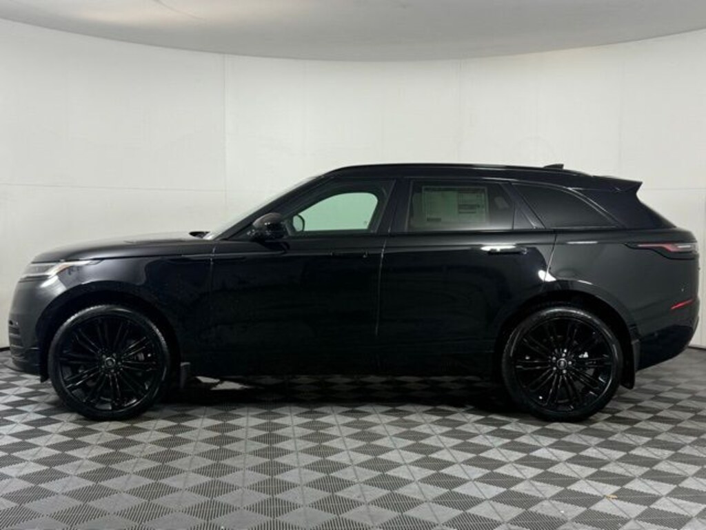 New 2026 Land Rover Range Rover Velar Dynamic SE