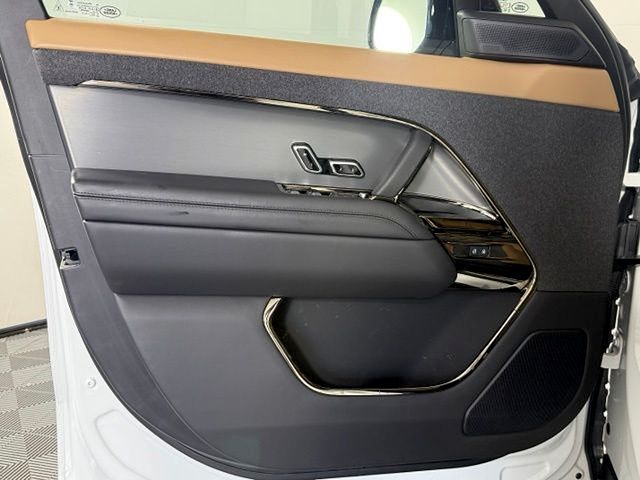 2025 Land Rover Range Rover Sport 29