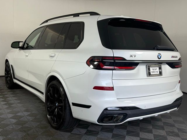 2023 Bmw X7 M60i photo 2