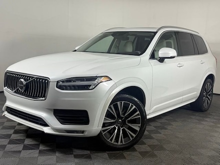 2020 Volvo XC90 T6 Momentum SUV
