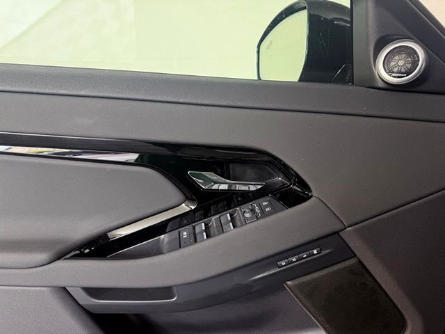 2026 Land Rover Range Rover Evoque S - Photo 33