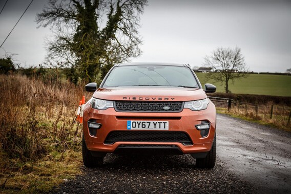 2018 Range Rover Discovery Vs 2018 Mercedes Gls Suv