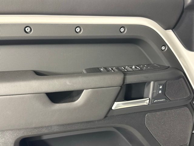 2026 Land Rover Defender S - Photo 22