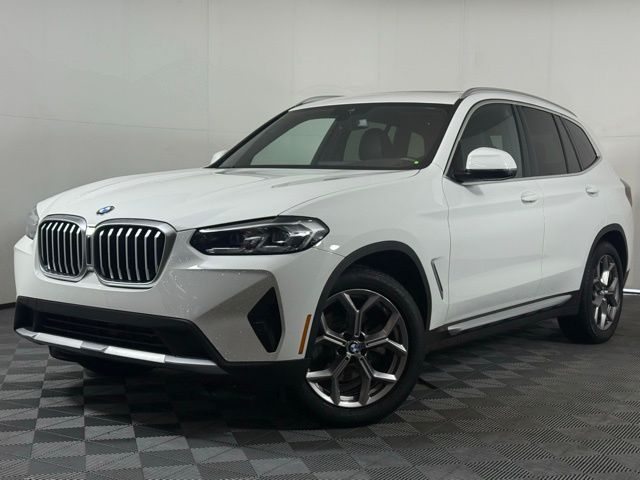 2022 BMW X3 30i's photo