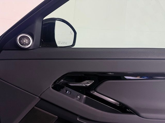 2026 Land Rover Range Rover Evoque S - Photo 37