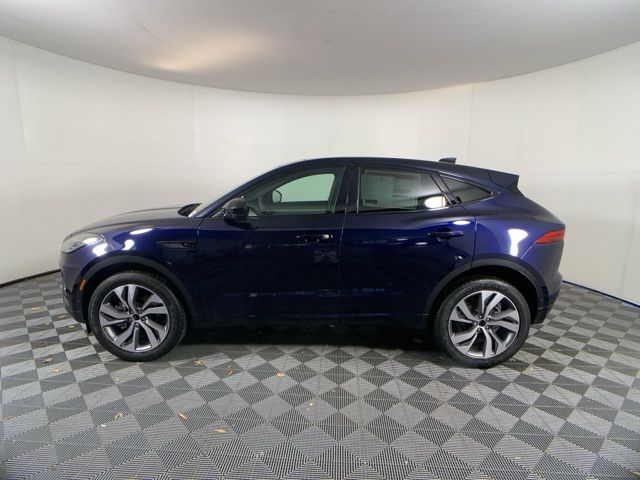 2024 Jaguar E-PACE P250 photo 3