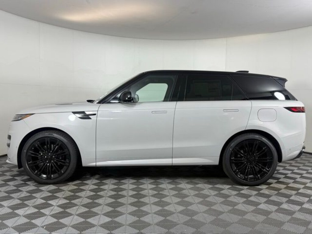 New 2026 Land Rover Range Rover Sport Dynamic SE SUV